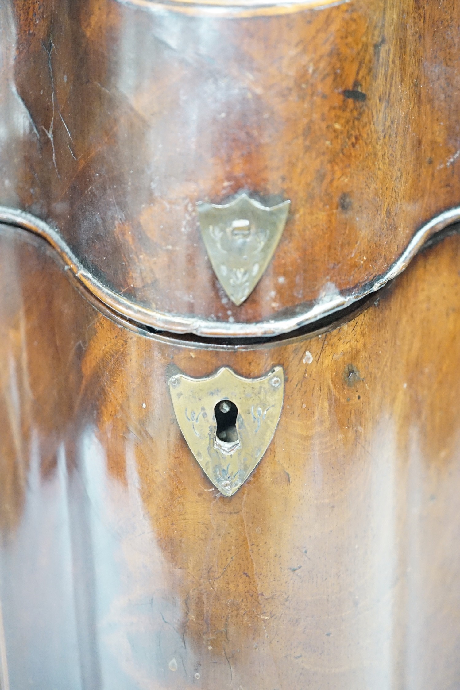 A George III crossbanded inlaid mahogany knife box, adapted interior, 35cm